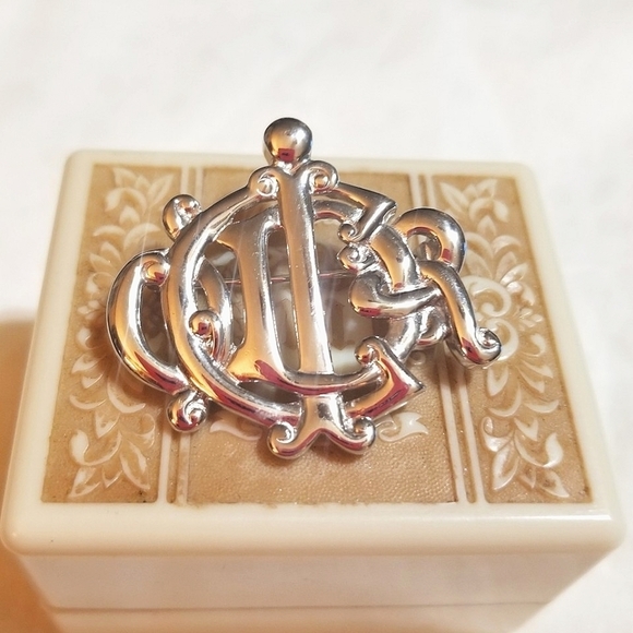 Dior Jewelry - Christian Dior Germany MINT Gold Plated Logo Brooch